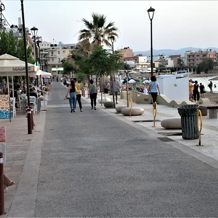 Апартаменти Petrof House Next To Old Town, Chania